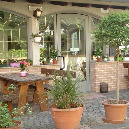 La Quercia Hotel *